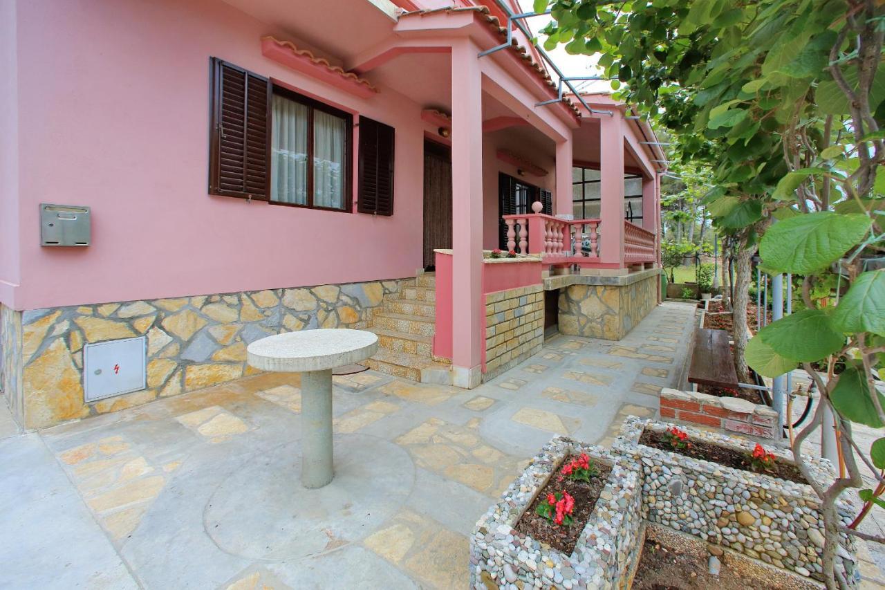 Apartmani Jagoda Bibinje Bilik gambar